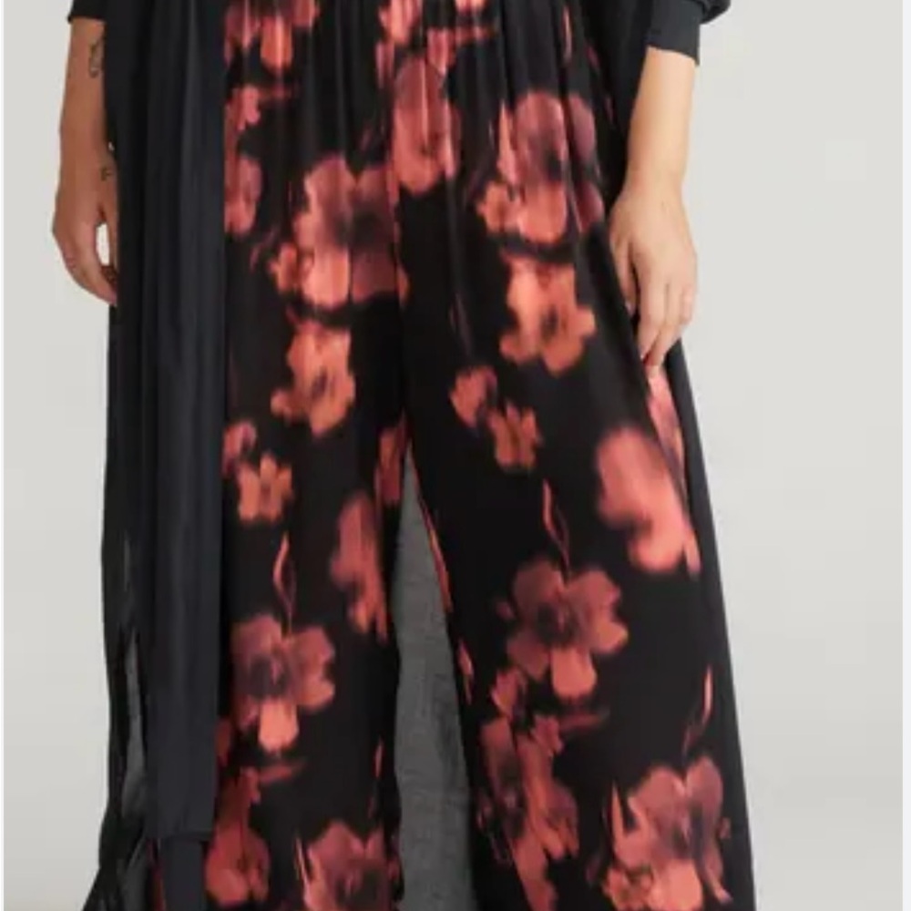 Universal Standard Black Wide-Leg Pants with Coral Floral Print